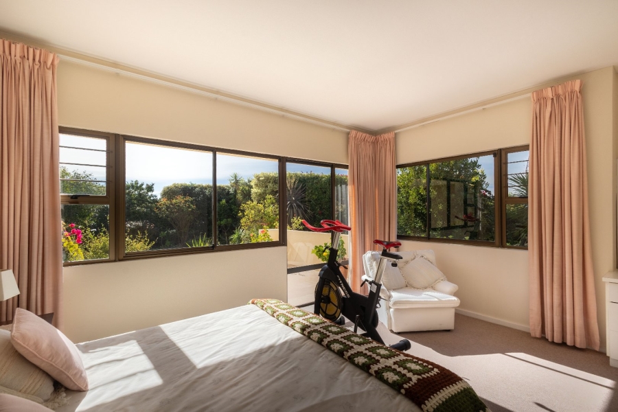 4 Bedroom Property for Sale in Bowtie Western Cape
